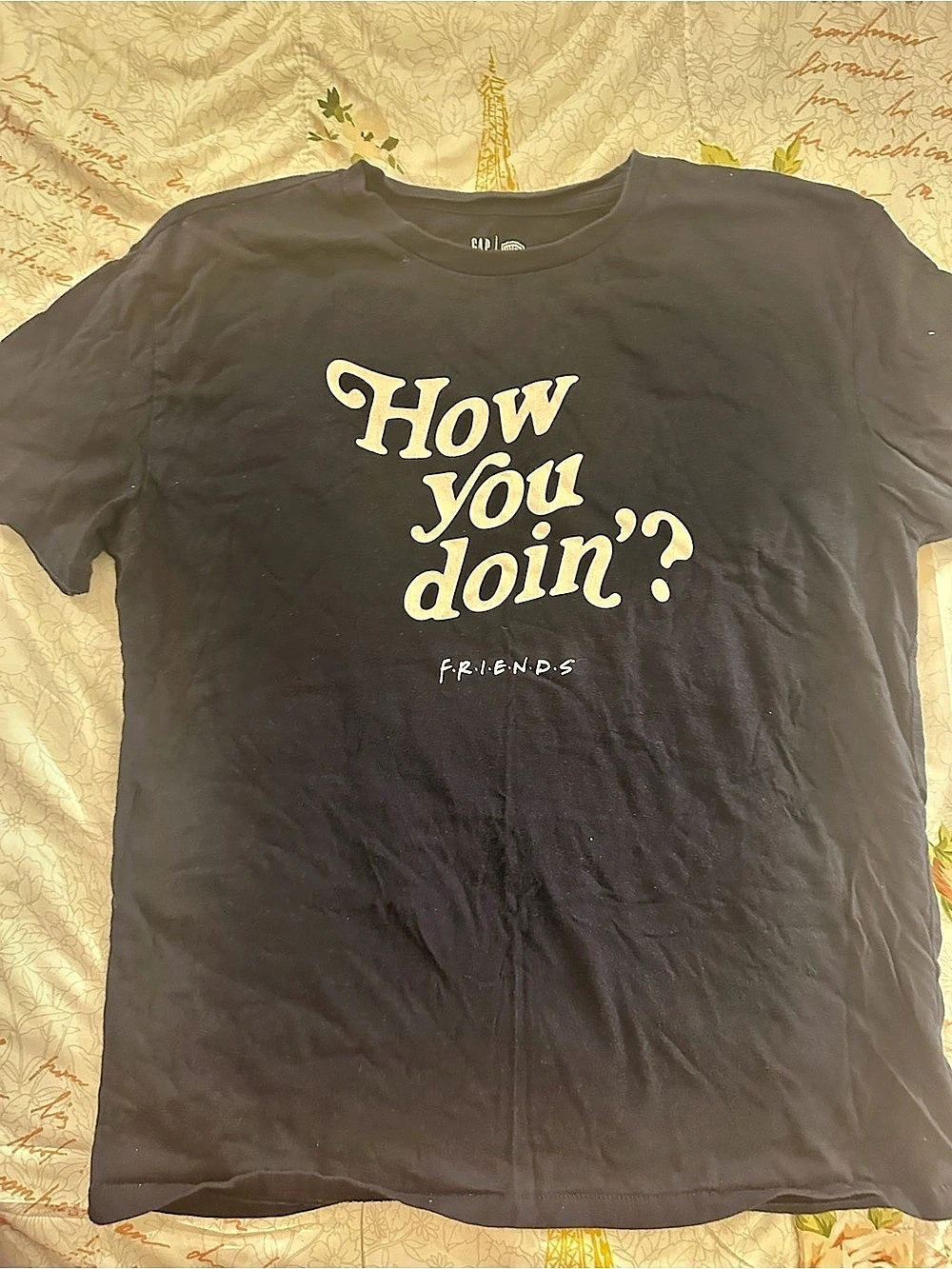 Gap Warner Bros. Friends "How You Doin'?" tee Graphic Tee Girls Size 18-20